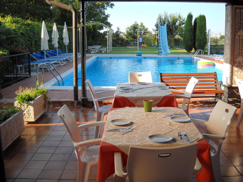 Mio Hotel *